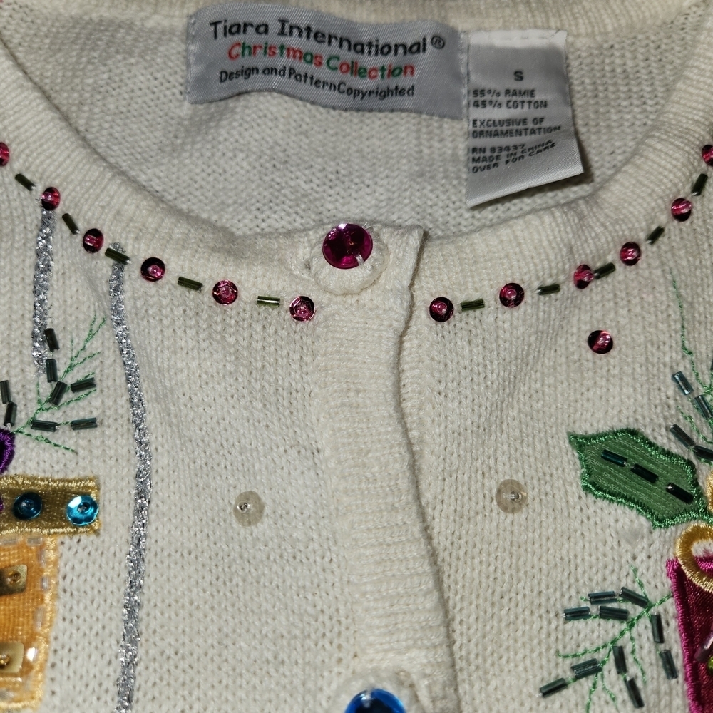 Vintage Tiara International Beaded Holiday Christmas Cardigan Sweater Size S - Picture 12 of 16